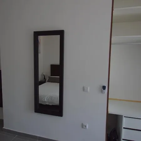 Centrico Apartamento Con Grandes Vistas Cerca De La Playa Apartament