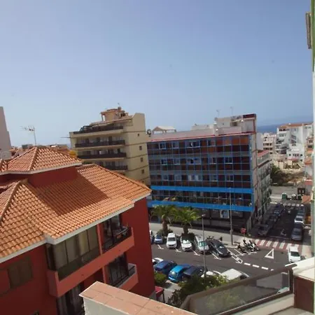 Centrico Apartamento Con Grandes Vistas Cerca De La Playa Apartament